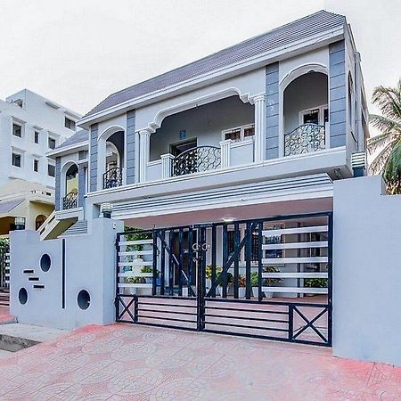 Oyo 8929 Stay Siddhartha Residency Jalāripeta Buitenkant foto