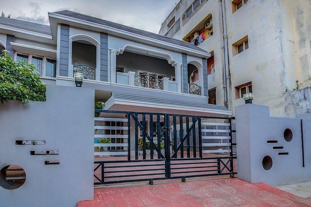 Oyo 8929 Stay Siddhartha Residency Jalāripeta Buitenkant foto