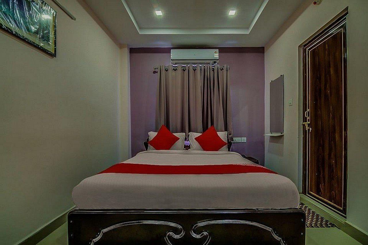 Oyo 8929 Stay Siddhartha Residency Jalāripeta Buitenkant foto